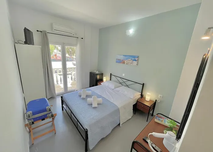 Sundreams Emporio (Santorini)