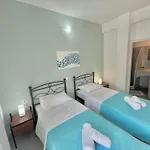 Sundreams Aparthotel Emporio (Santorini)