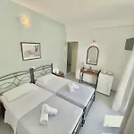 Sundreams Aparthotel Emporio (Santorini)