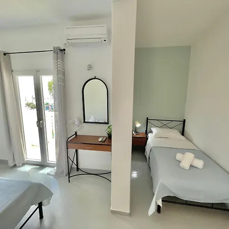 Sundreams 3* Emporio (Santorini)