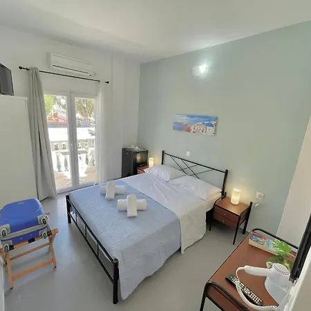 Sundreams Emporio (Santorini)