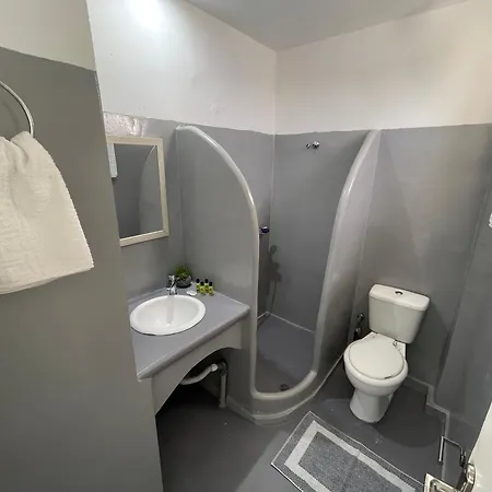 Sundreams Emporio (Santorini)