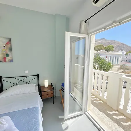 Sundreams 3* Emporio (Santorini)